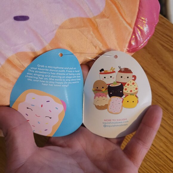 Squishmallows, Fresa the Toaster Pastry - Picture 3 of 4